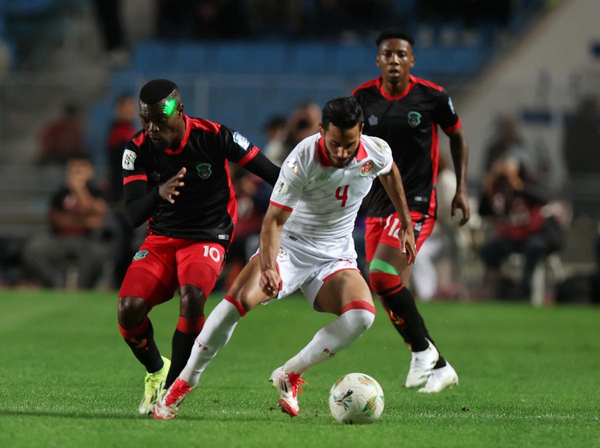 包含甘冈大胜斯特拉斯堡，稳定战绩的词条