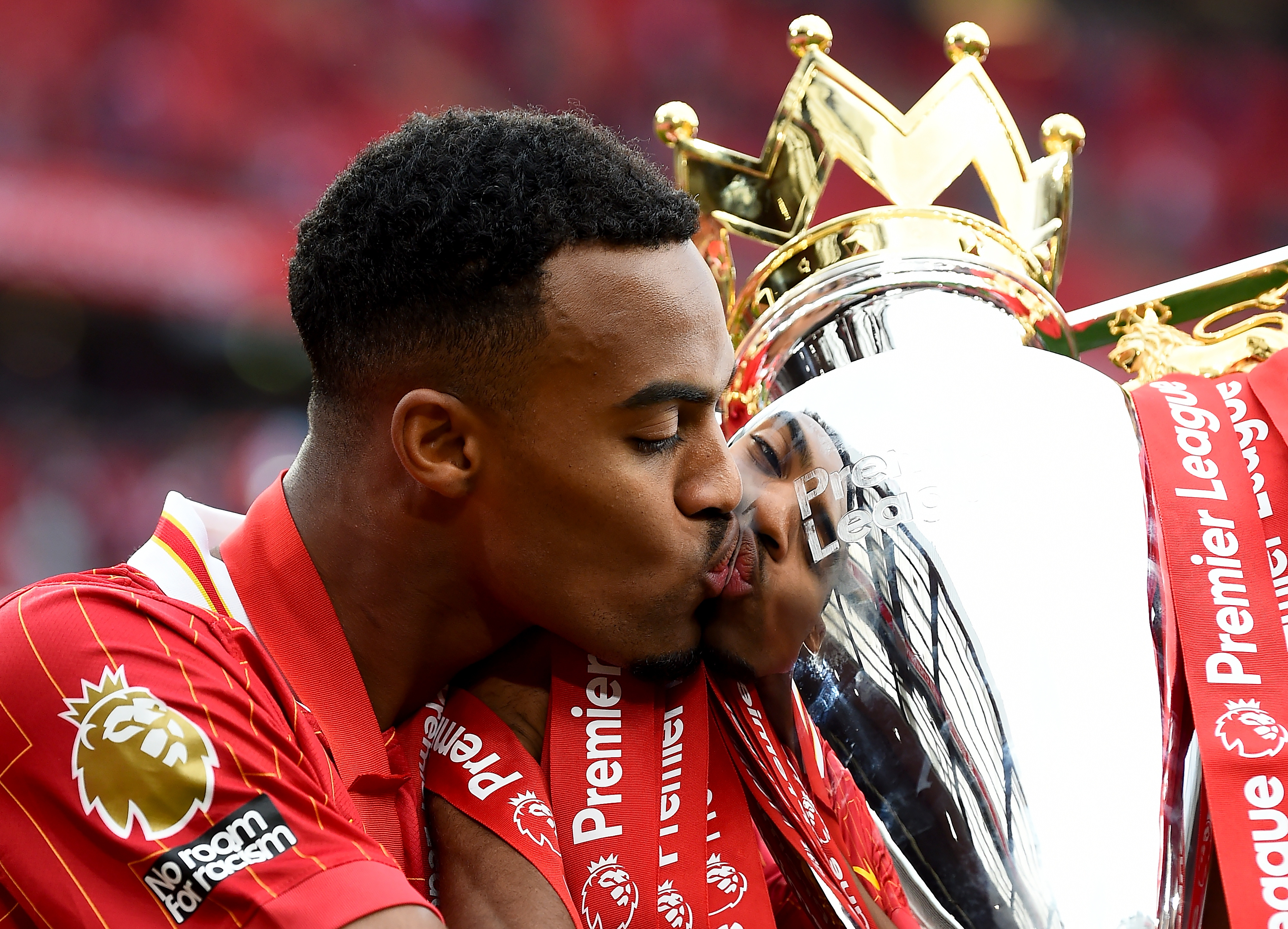 利物浦取得胜利,晋级欧洲足球赛半决赛 利物浦取得胜利,晋级欧洲足球赛半决赛