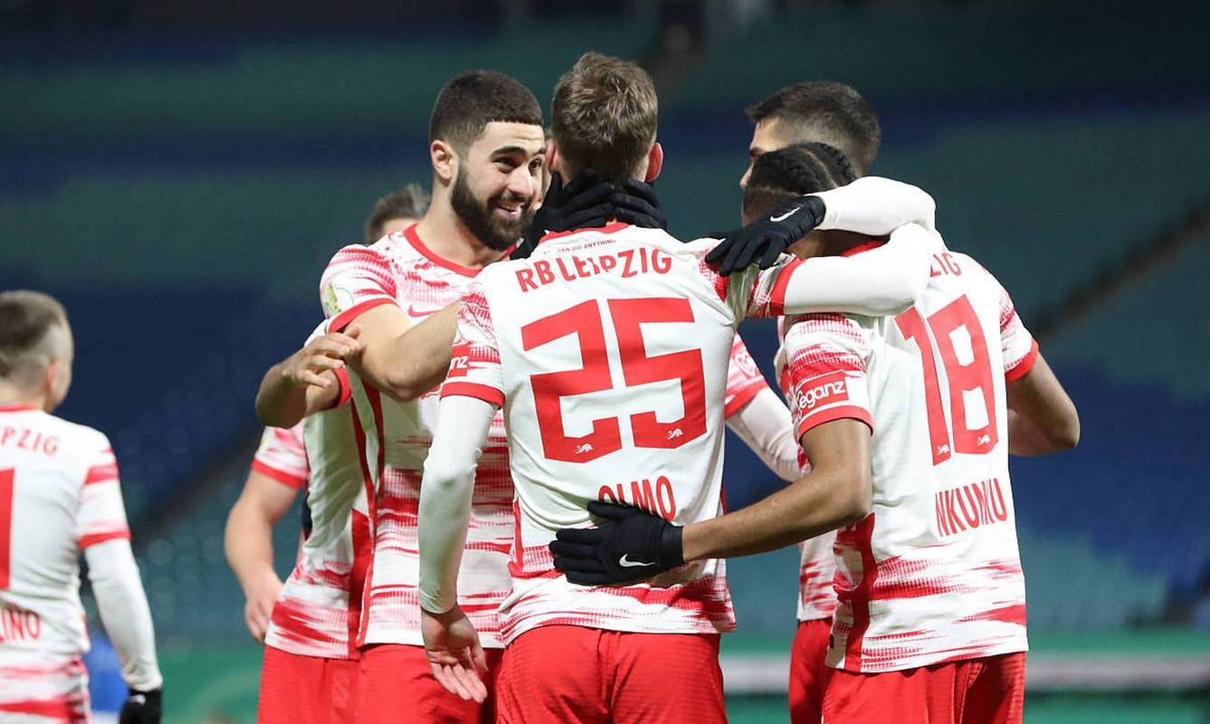 汉堡队未能取得胜利,球员心情低落训练加紧的简单介绍 汉堡队未能取得胜利,球员心情低落训练加紧的简单介绍