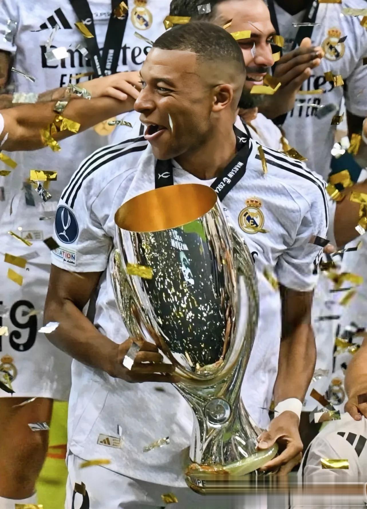 关于豪取胜利晋级强，足坛巨星领衔进军欧洲盛宴的信息