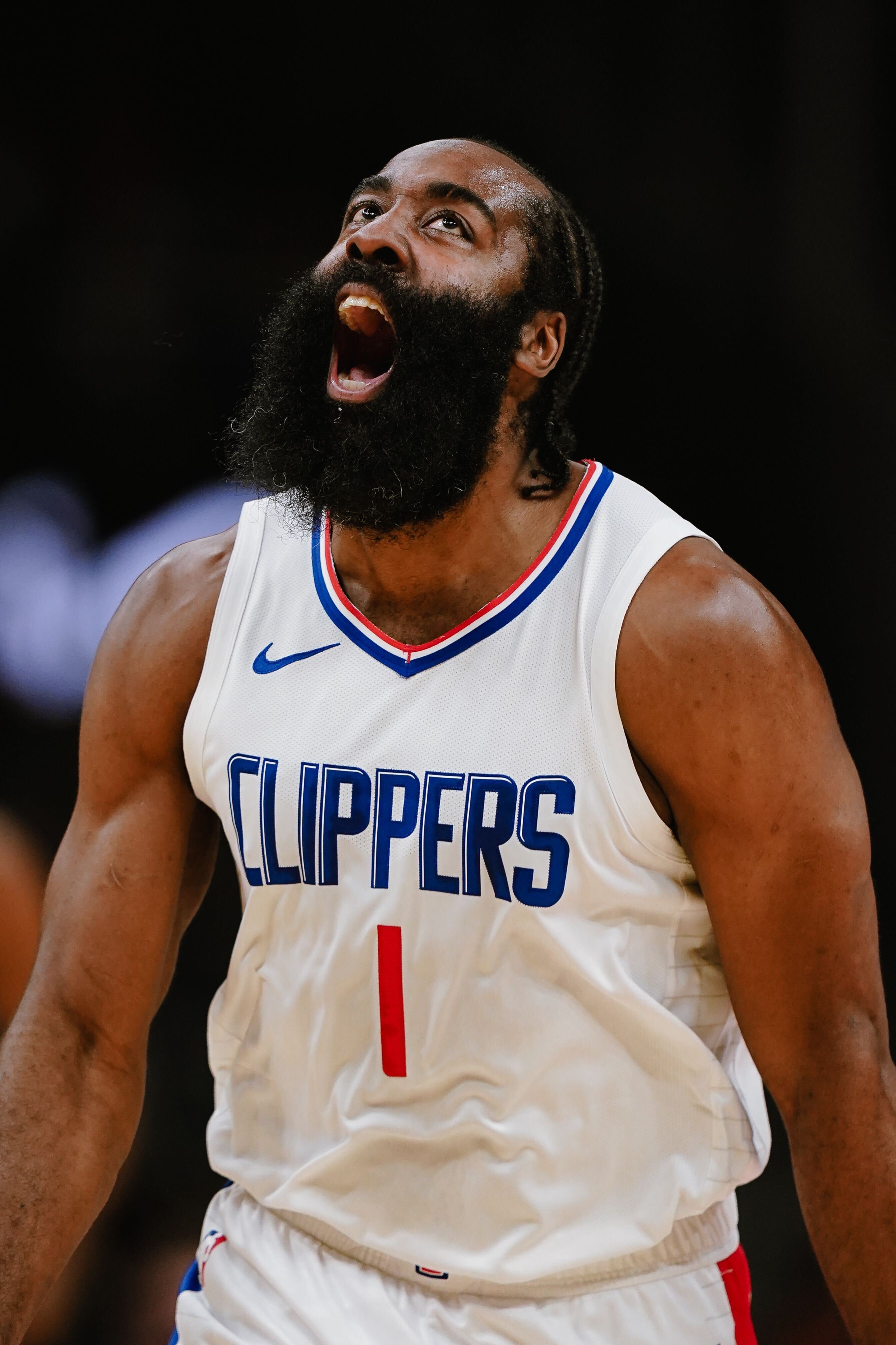 勇士惨败老鹰,哈登砍下40+10 勇士惨败老鹰,哈登砍下40+10