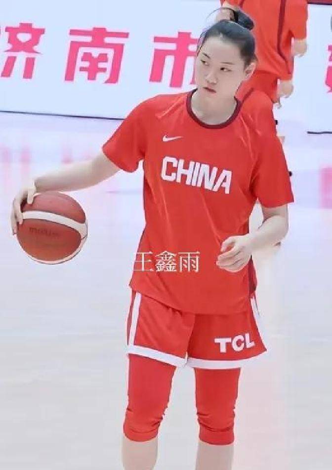 CBA球员王汝恒因脚伤将缺席下一轮比赛。 CBA球员王汝恒因脚伤将缺席下一轮比赛。