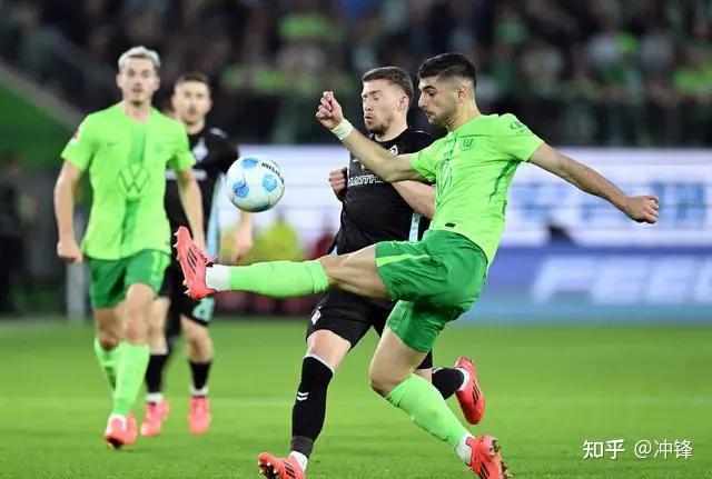 沃尔夫斯堡力克多特蒙德战平收获宝贵1分 沃尔夫斯堡力克多特蒙德战平收获宝贵1分