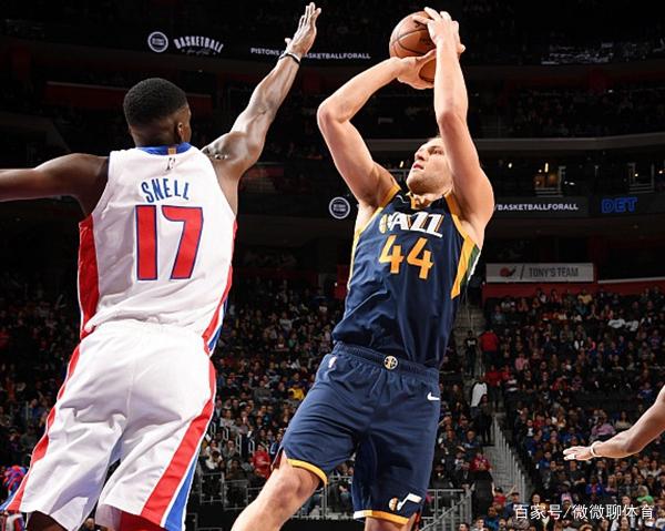 猛龙客场惜败爵士,失去榜首位置 猛龙客场惜败爵士,失去榜首位置