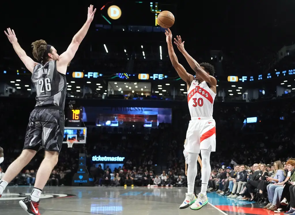 猛龙轻松击败篮网，保持不败战绩